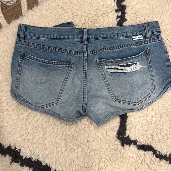 Billabong Denim cut offs - Picture 2 of 2